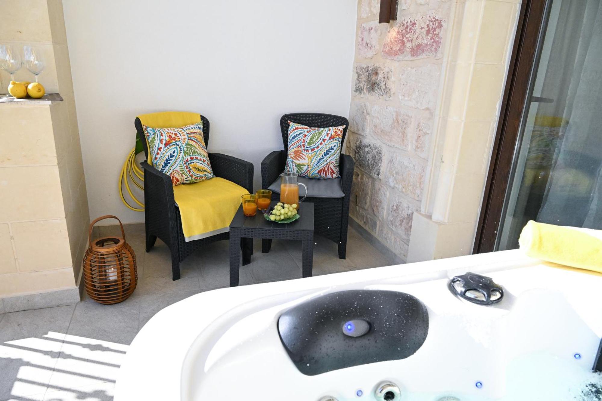 Ta'Lonza Luxury Near Goldenbay With Hot Tub App1 Διαμέρισμα Mellieħa Εξωτερικό φωτογραφία